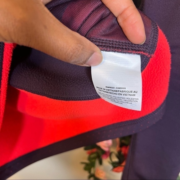 🌹Nike Golf Purple Thermal Full Zip Jacket Womens XS Sports Fitness Running - Picture 4 of 7